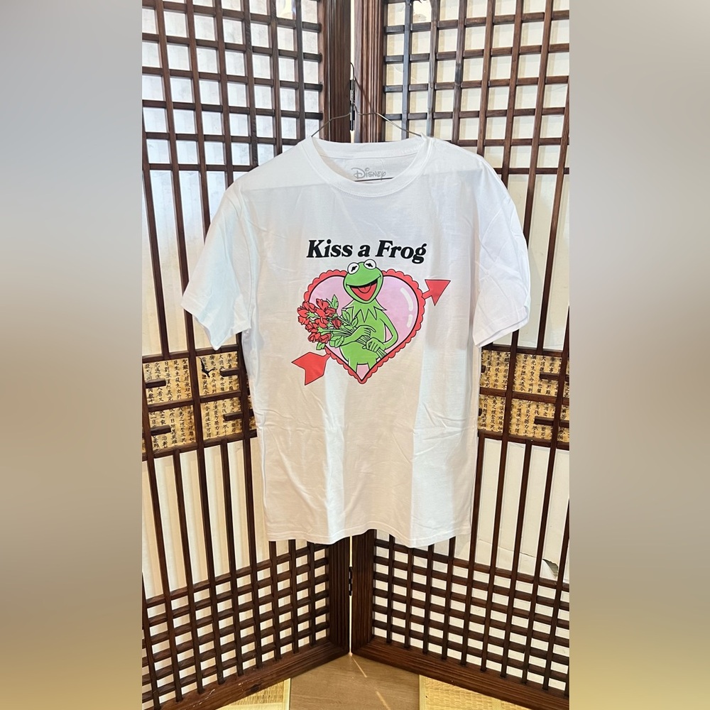 Disney White T-Shirt with Kermit and Heart Design